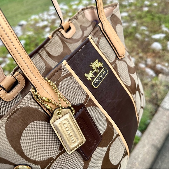 Coach Vintage Chelsea Tote Bag - Picture 7 of 12